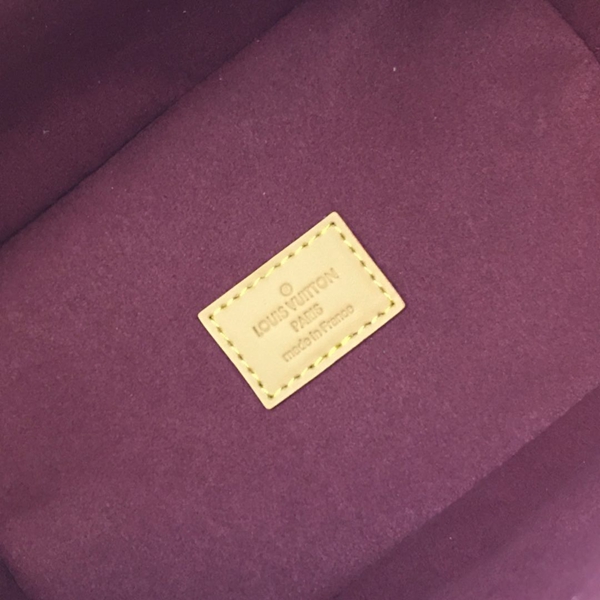 ルイヴィトンバッグ着用イメージ